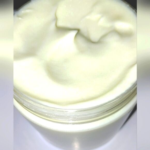 Hand crafted whipped body cream 6 oz - Picture 4 of 8